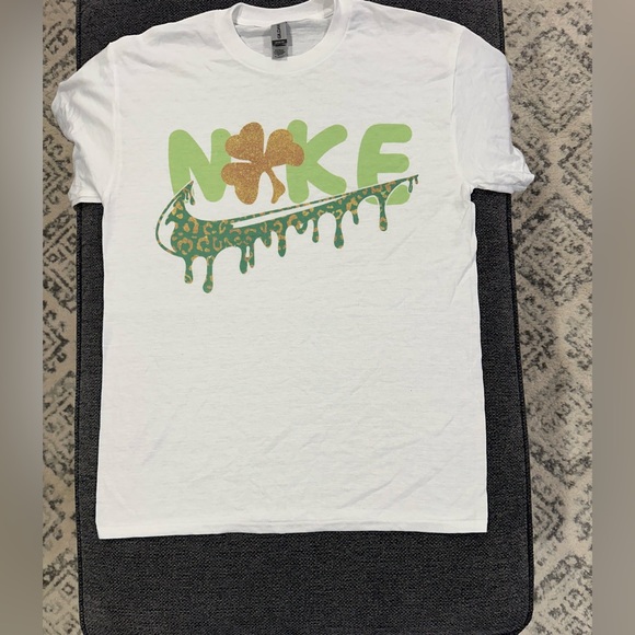 Gildan Tops - Gildan White Tee with Green and Gold Drip Design